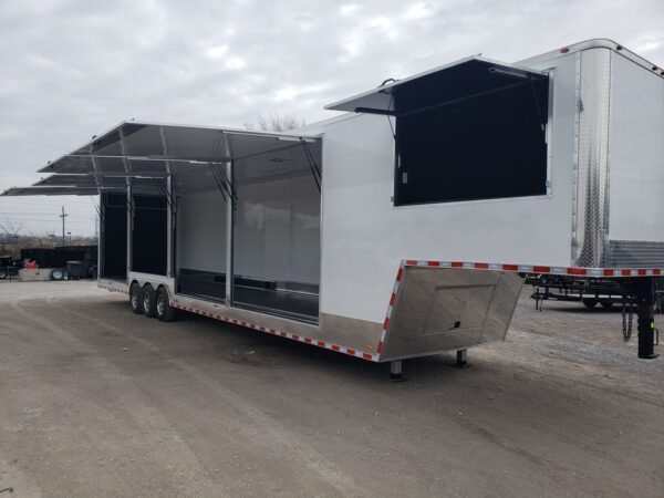 8.5′ x 48′ White Gooseneck Enclosed Trailer Storage - Image 11
