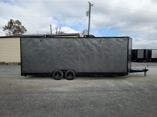 8.5′ X 24′ Custom Enclosed Dressing Room Trailer