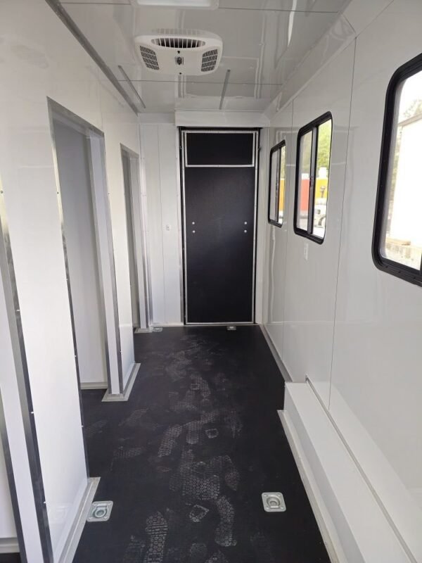 8.5′ X 24′ Custom Enclosed Dressing Room Trailer - Image 6