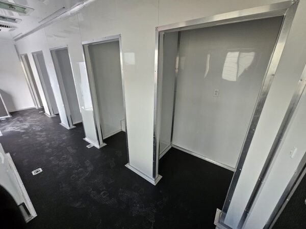 8.5′ X 24′ Custom Enclosed Dressing Room Trailer - Image 10