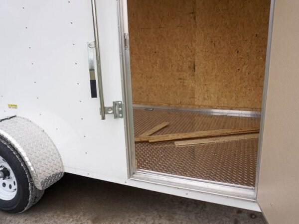 6’x12′ White Enclosed V-Nose Trailer with Diamond Plate Floor Storage - Image 21