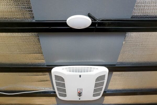 8.5×18 Custom Two-Tone Enclosed Trailer with Rubber Floor Storage - Image 7