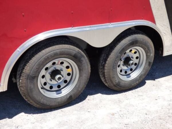 Enclosed Trailer 8.5’x18′ Red & Black – Car Hauler Storage - Image 4